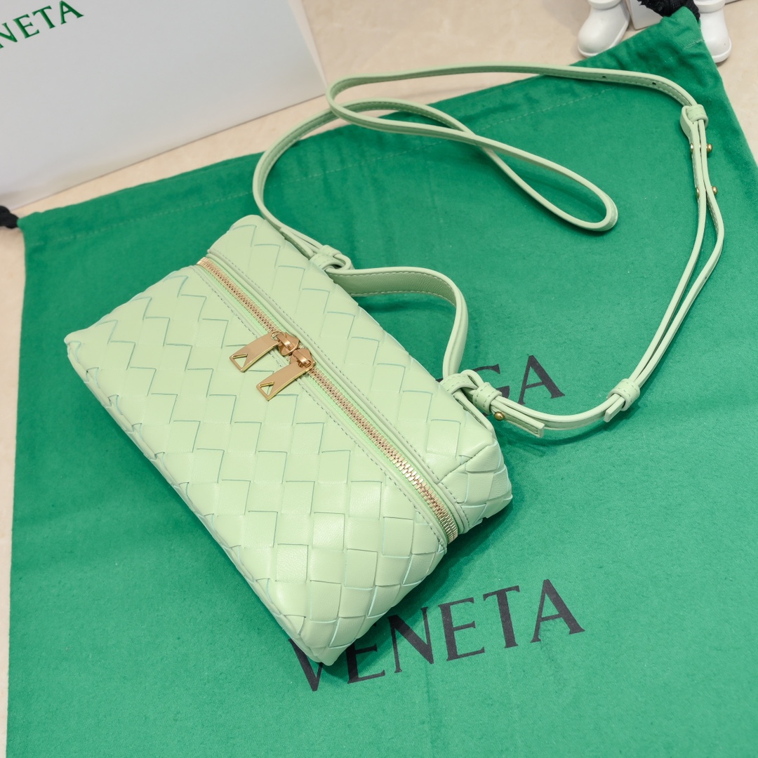 Bottega Veneta Cosmetic Bags